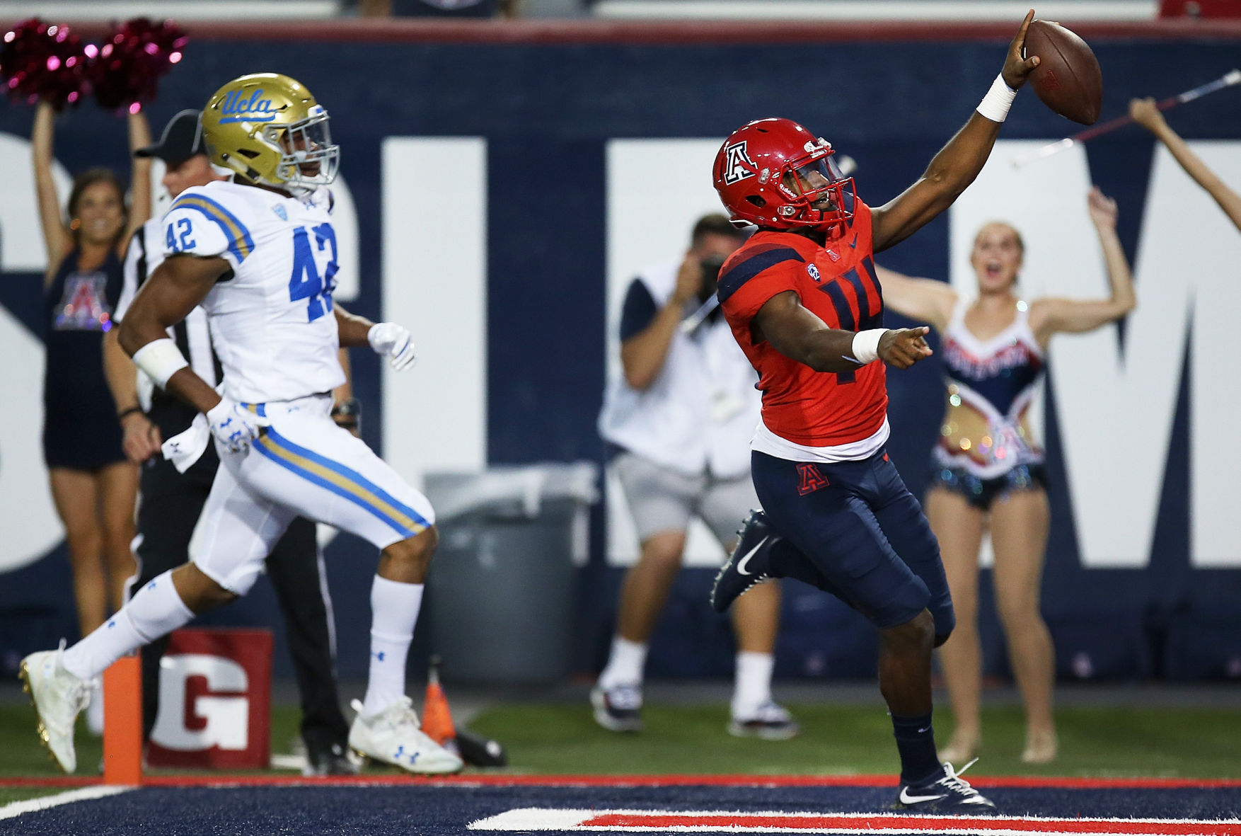 UA quarterback Khalil Tate